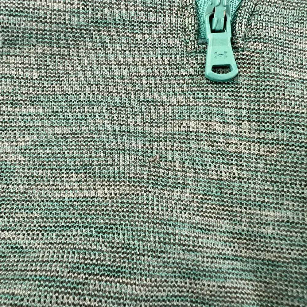 Under Armour Quarter Zip Pullover - M - Picture 8 of 8